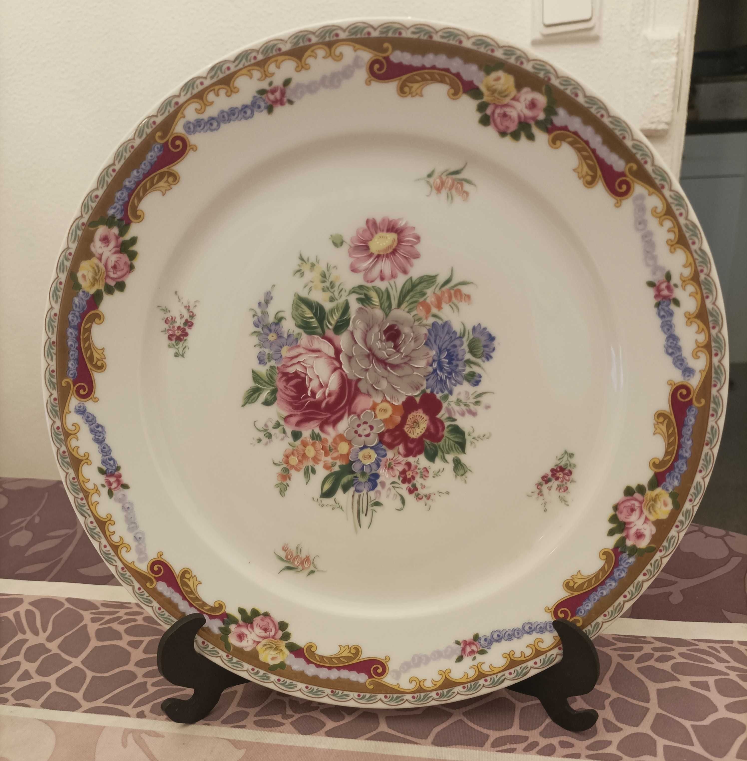 Novo - Conjunto Limoges Bule, Prato e Chávenas