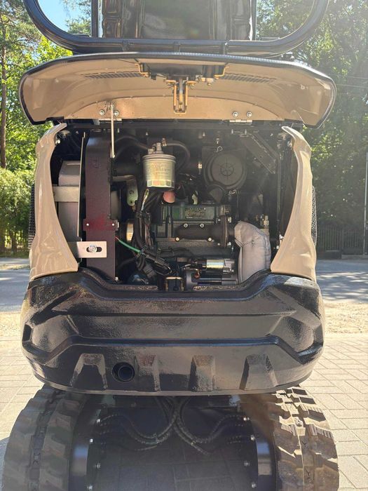 Minikoparka Meyer EX12K - 1,2 t, silnik Kubota D722 10,2kW