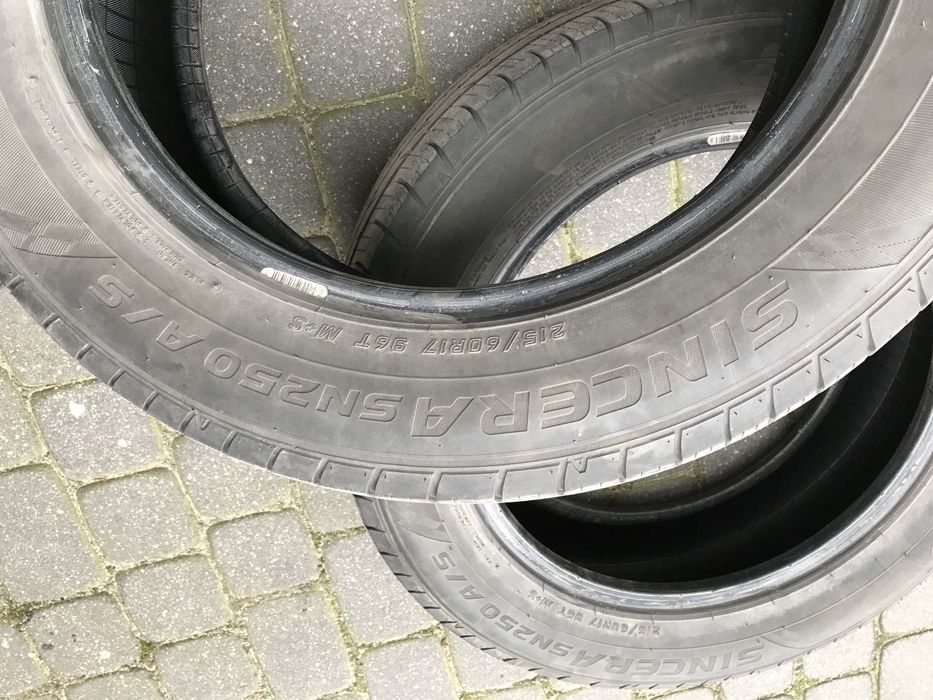 Opony  Całoroczne. 215/60/17