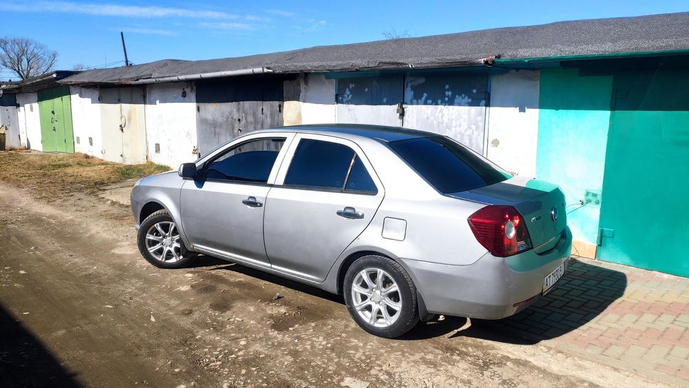 Автомобіль продам