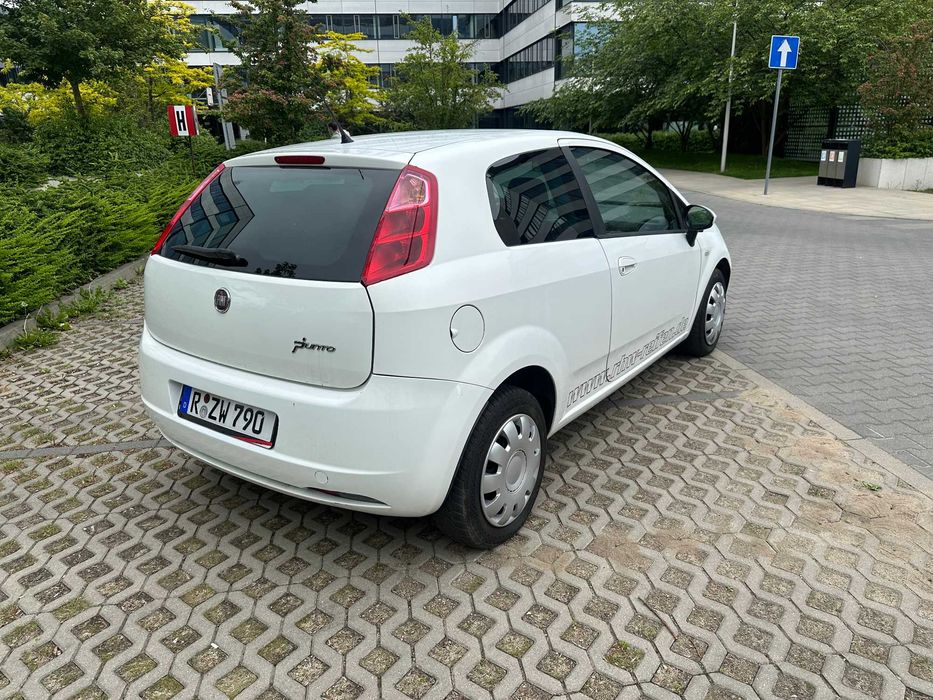 Fiat Grande Punto 1.4 Benzyna 159 tkm Przebiegu 1 właściciel