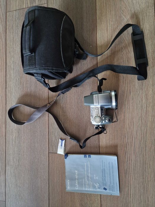 Aparat cyfrowy SONY Cyber-shot DSC-H2