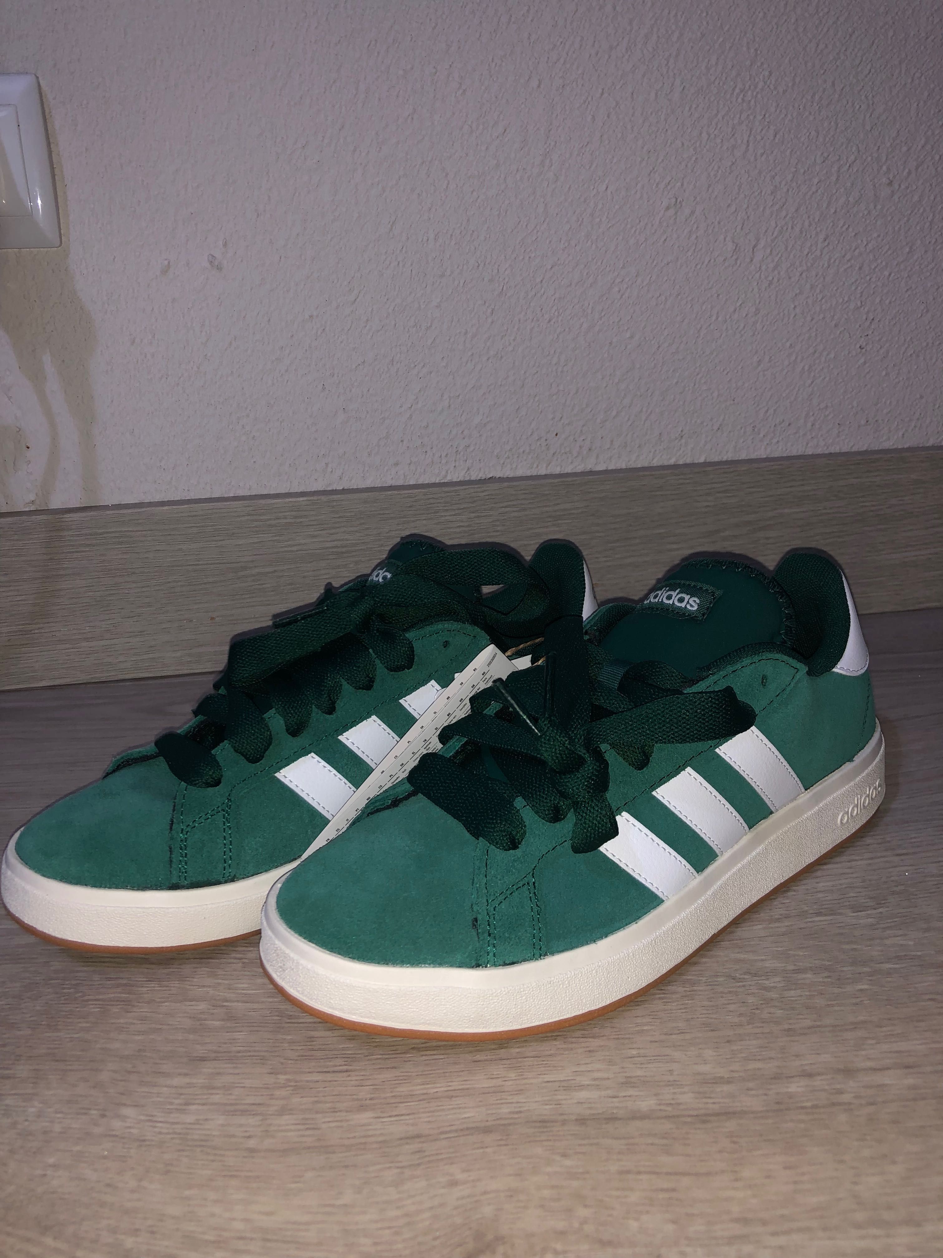ADIDAS grand court base 00
