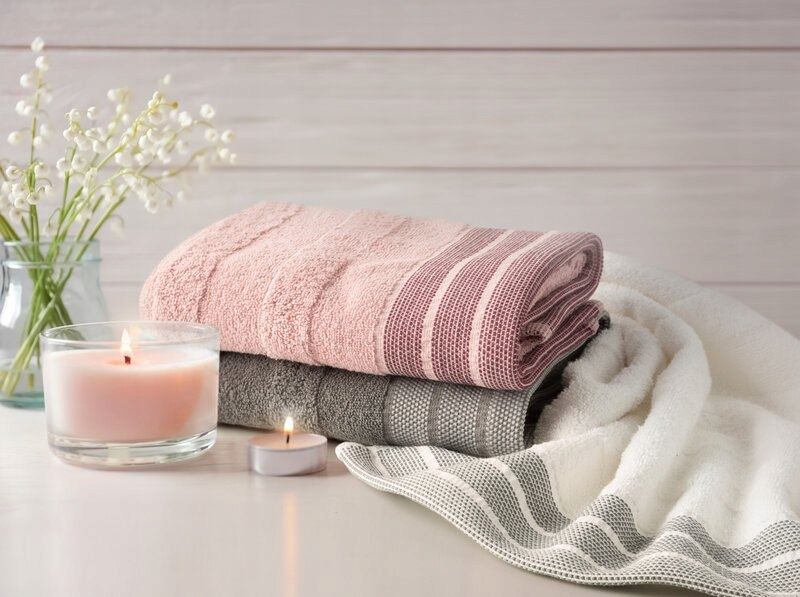 Ręcznik Pati 50x90 pudrowy różowy pasy frotte 500g