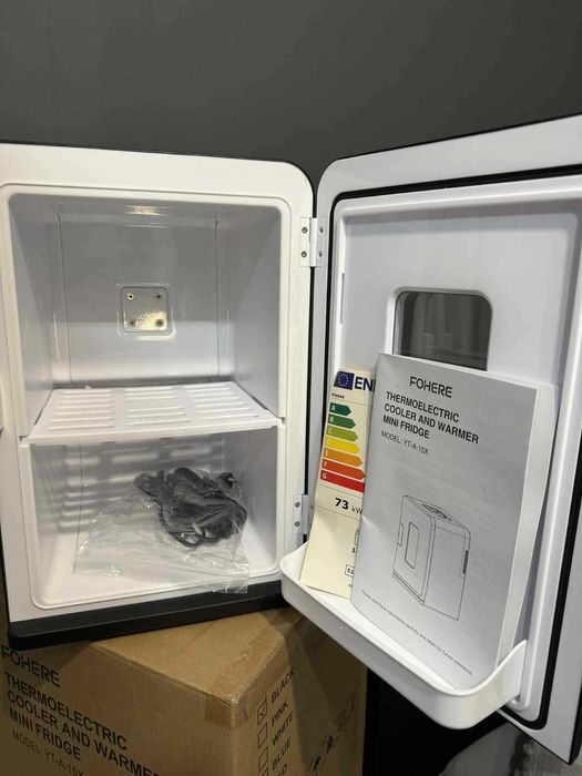 Mini przenośna lodówka 15L