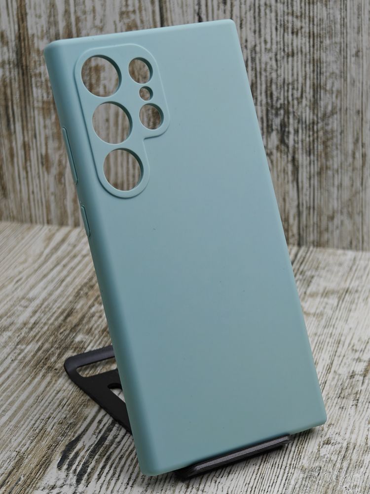 Не пачкаются. Чехол Silicone Case на Samsung S24 Ultra Микрофибра