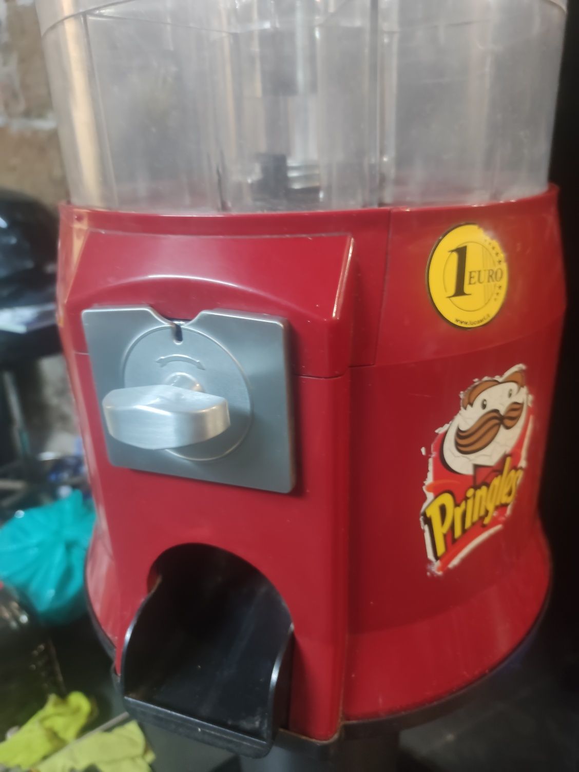 Moedeiro (de 1€, para maquina de "pringles")