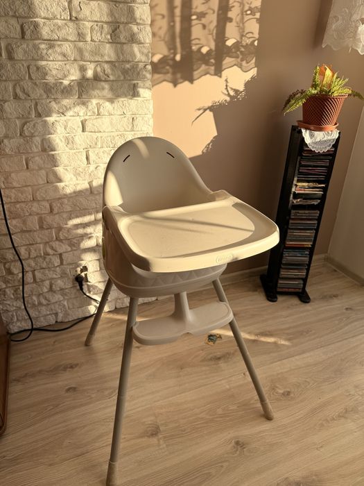 Krzesełko do karmienia dzieci
