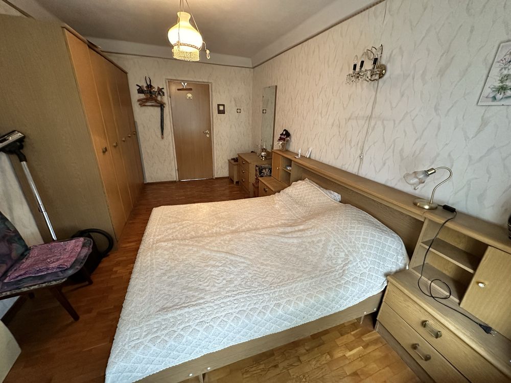 Сдам 2-х.кв. Днепровский р-н. Ул. Ивана Микитенко  ,25.