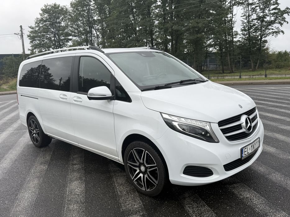 Wynajem busów - V klasa 4x4 long  7 osób automat, stolik, skóry 4MATIC