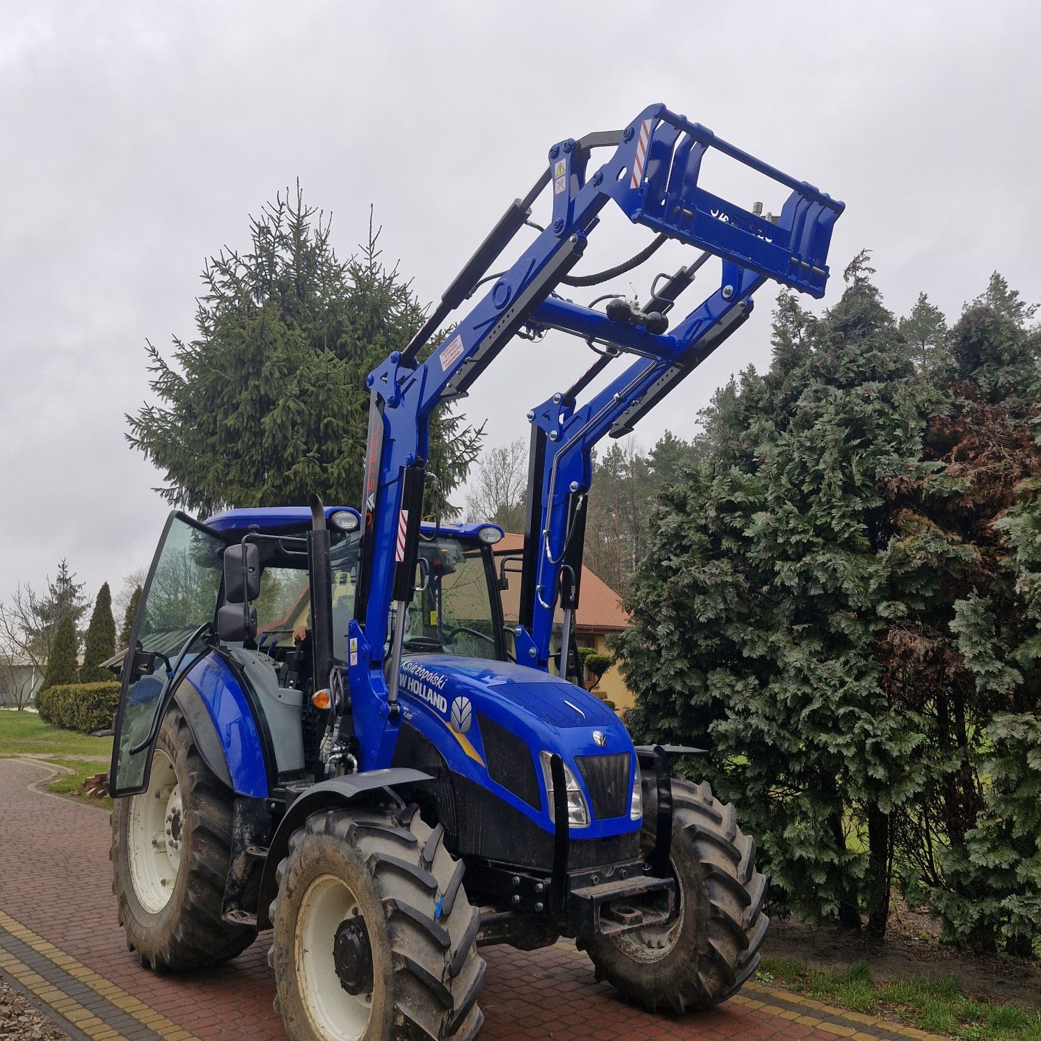 Ładowacz Czołowy TUR JASTEEL 1.600kg NH MF ZETOR MTZ ITD