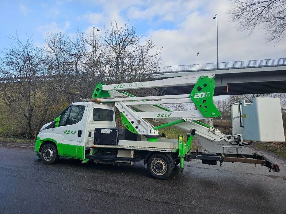 Iveco DAILY  ZWYŻKA , PODNOŚNIK KOSZOWY 20 METRÓW  35-140, do 3.5t , MAŁY PRZEBIEG Francja 2018 rok