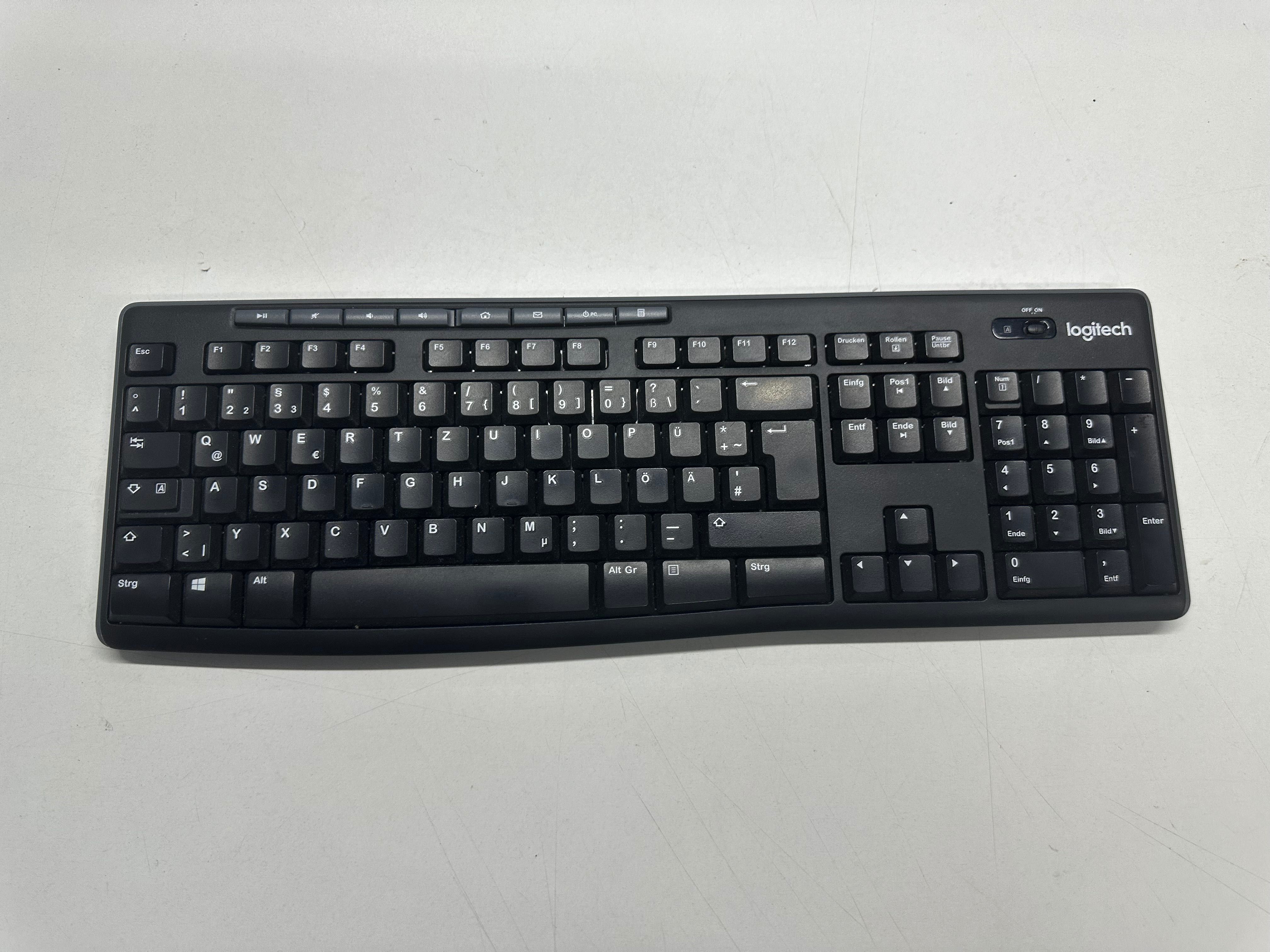 Zestaw klawiatura i mysz Logitech czarny MK270. P14A18