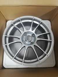 Felga OZ ULTRALEGGERA 18'' 7J 4x114,3 ET 38