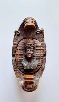 Шкатулка Нефертити