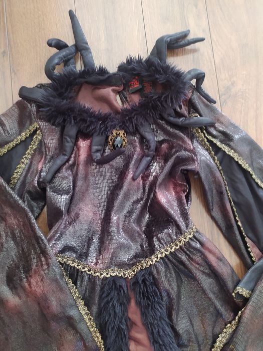 Przebranie halloween karnawałowe  na  122-128cm.