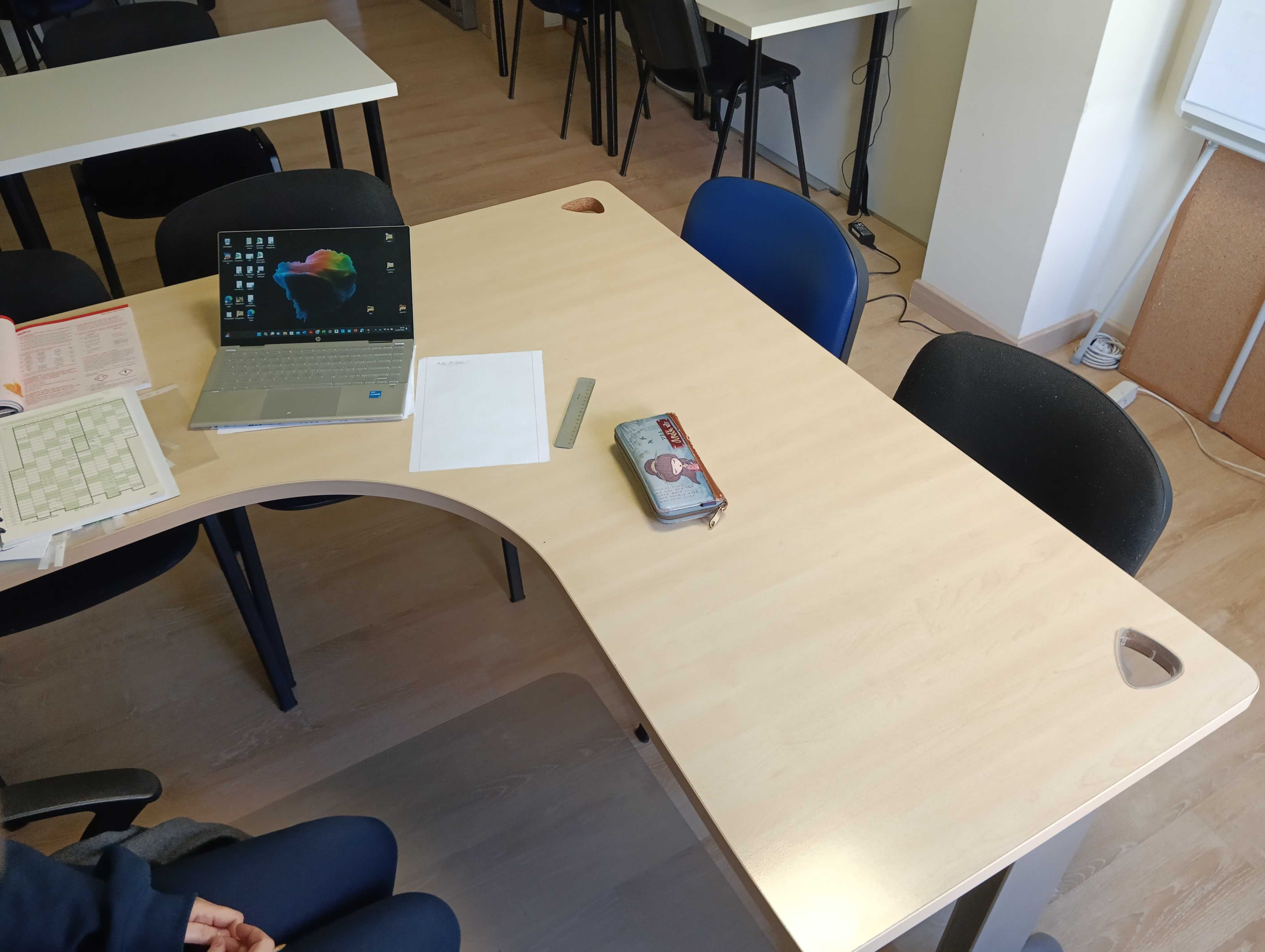 Mobiliário Escritório STEELCASE Mesa grande em L com bloco de gavetas