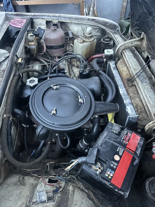 Автомобиль ВАЗ 2103