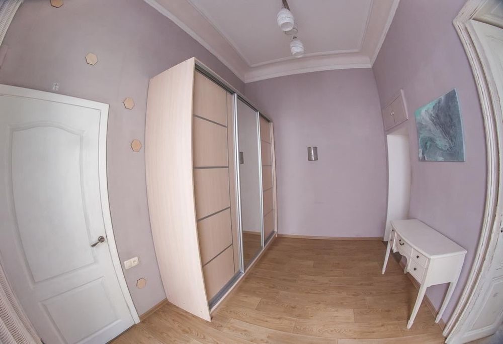 Продам срочно 3 ком кв ул.Базарная без