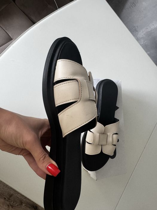 Шльопанці із натуральної шкіри, устілка 27 см