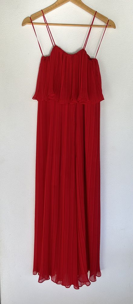 Macacão de alças vermelho plissado Zara