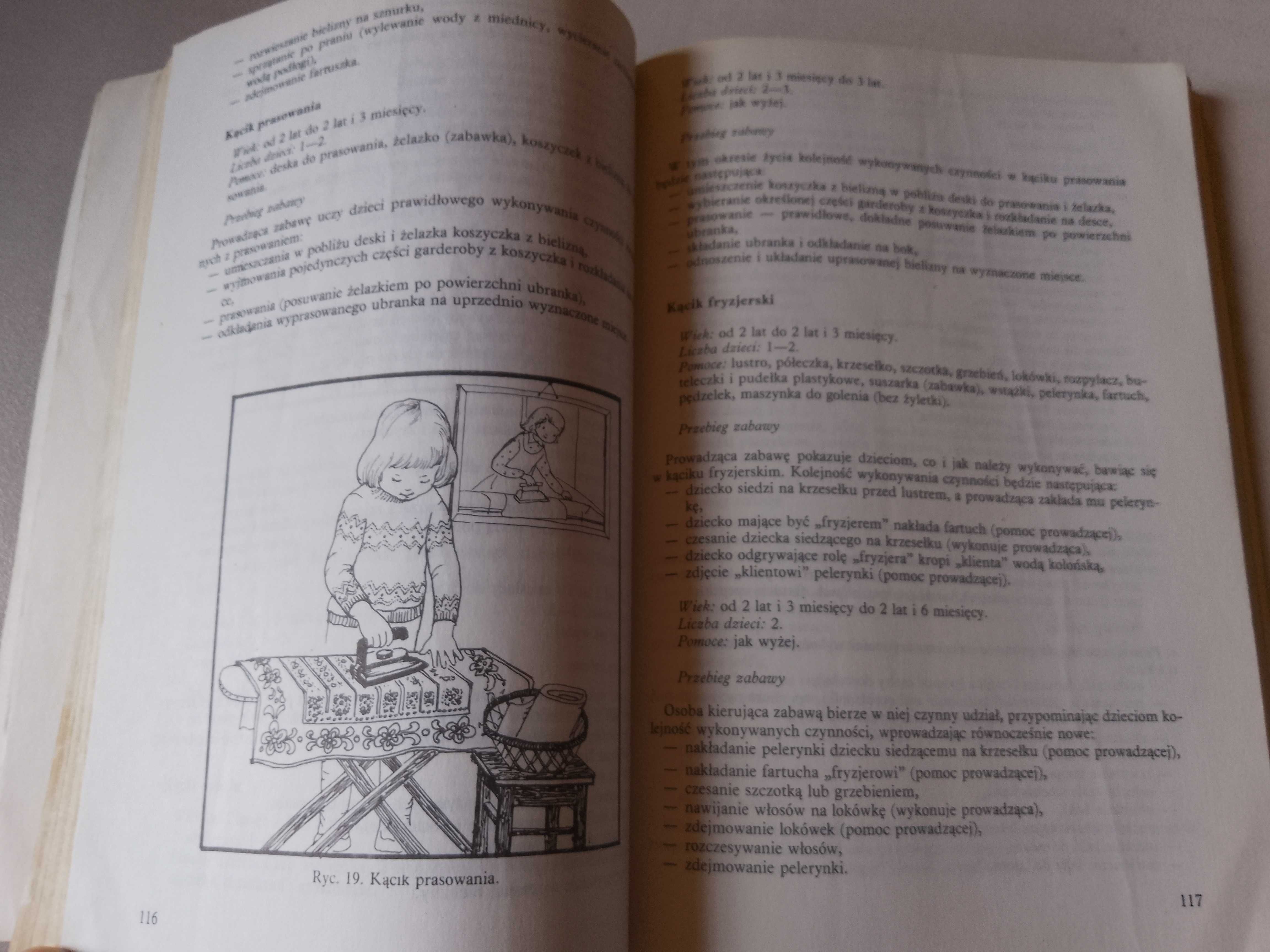 H. Trawińska "Zabawy rozwijające dla małych dzieci" 1988