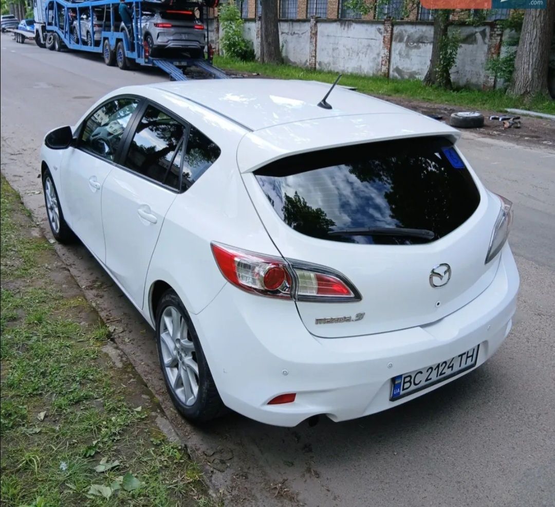 Продаю Mazda 3 BL