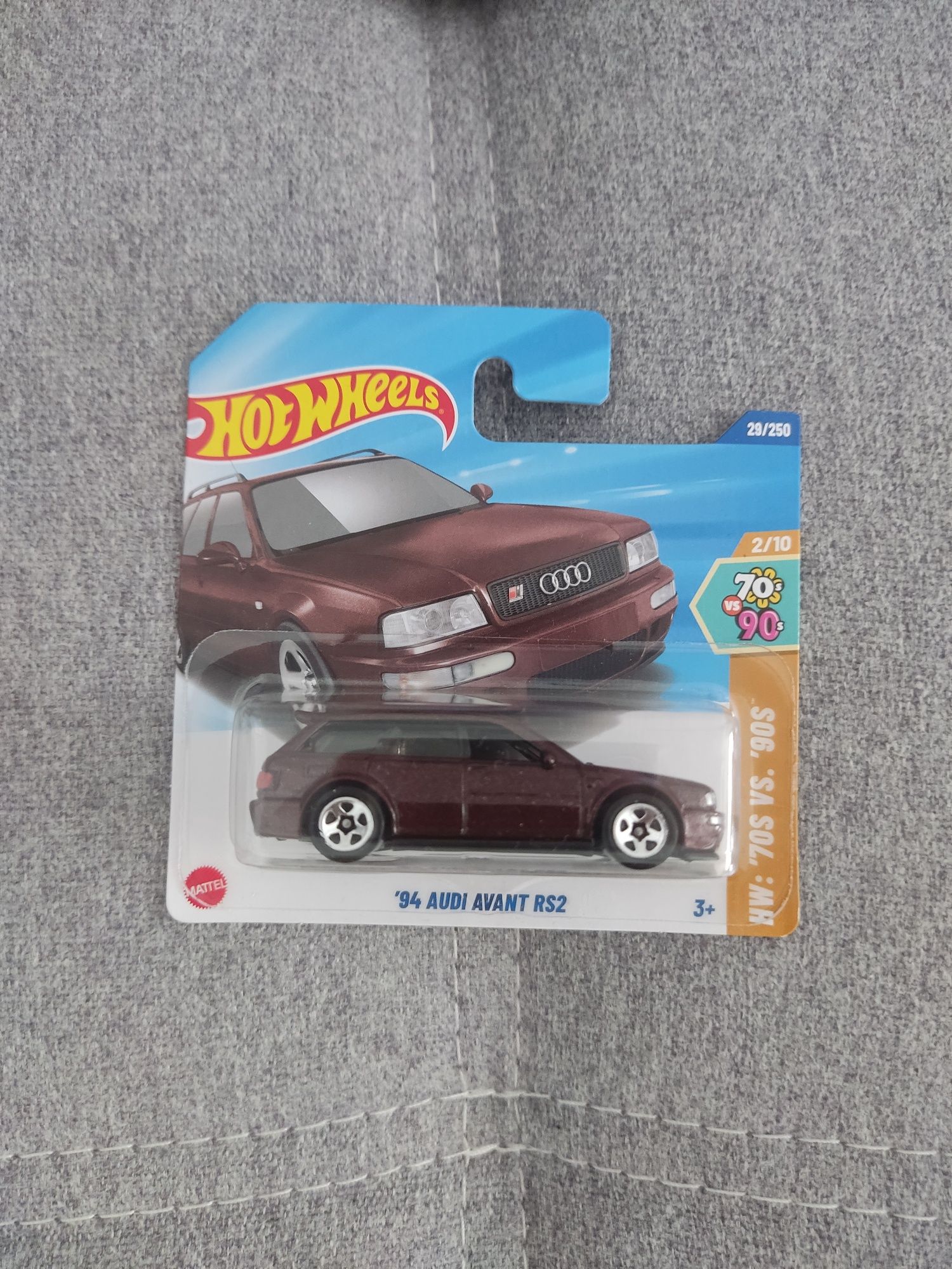 Hot Wheels 94 Audi Avant RS2