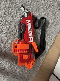 Nerf mega mastodon ze strzalkami