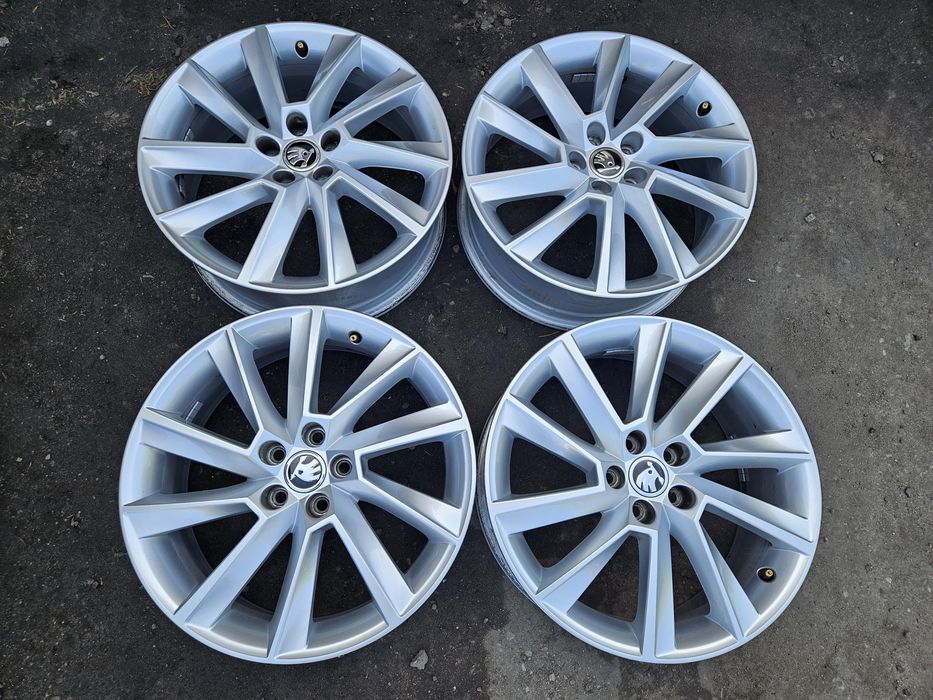 Alufelgi 17 Skoda Scala Kamiq Fabia IV ET38 5x100