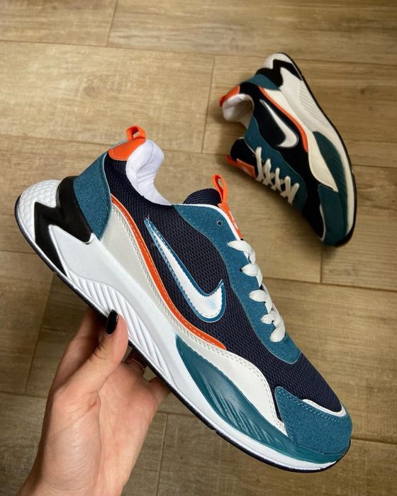 Кросівки чоловічі Nike сині 40,41