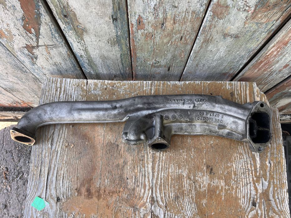 Колектор впускной Audi A6 C5 2.5 tdi A4 B5 оригинал.