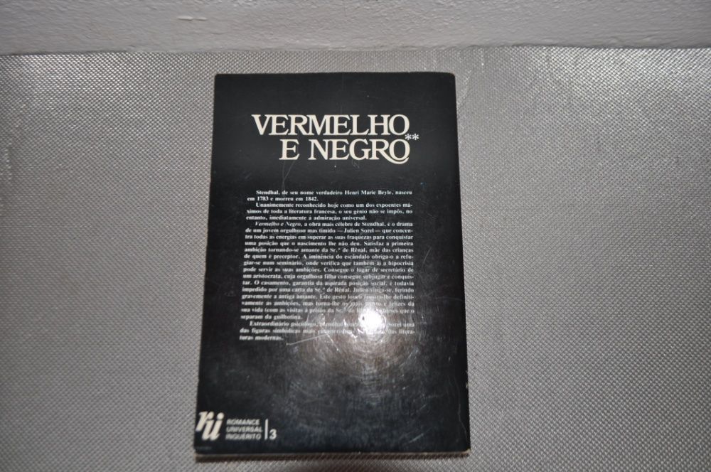 Livro Vermelho e Negro