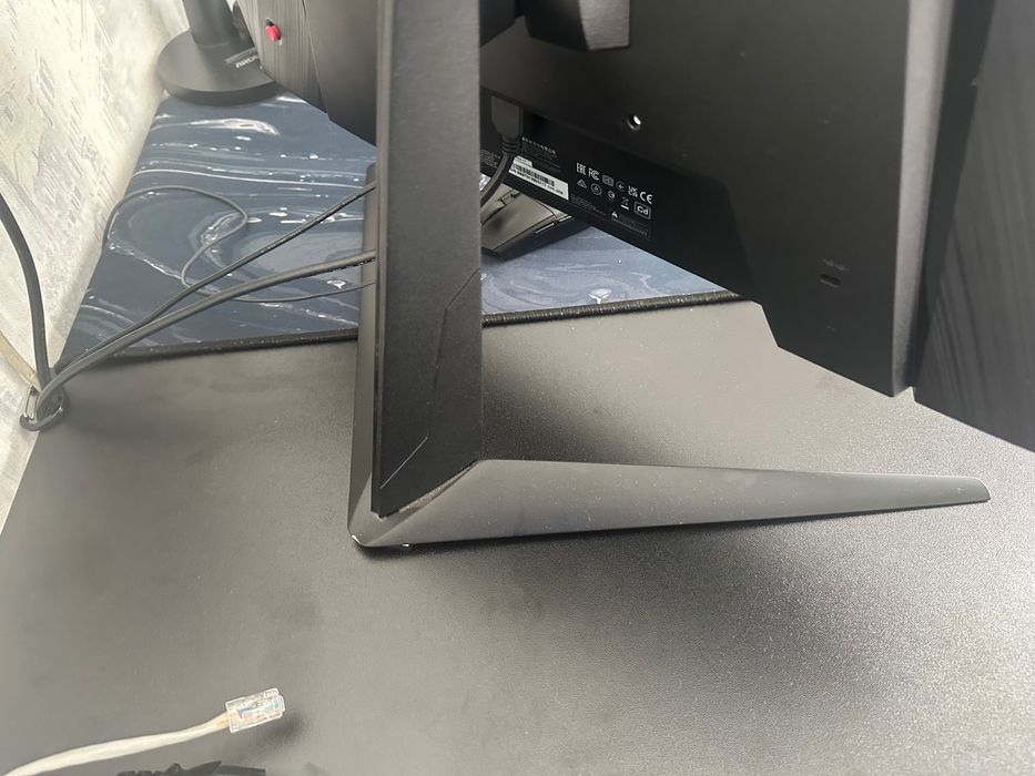 Монітор MSI 180 герц