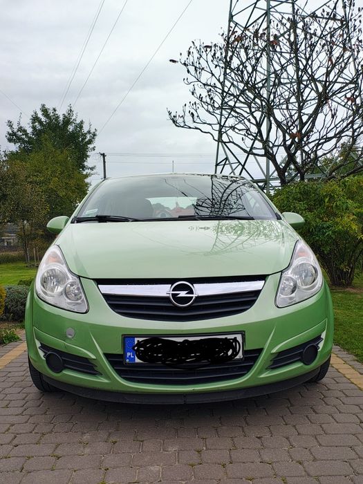 Opel Corsa D 2009r