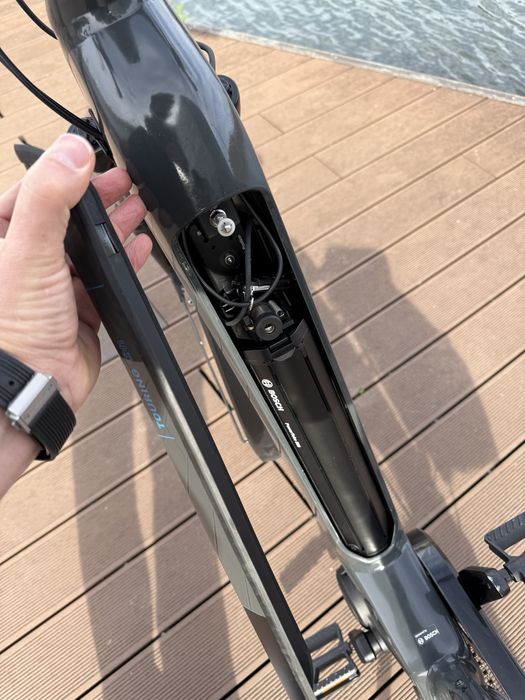 Cube touring hybrid one 400