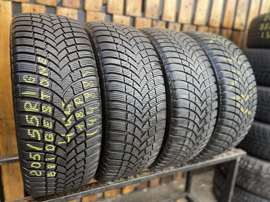 Шини 205/55 r16 Bridgestone зимові