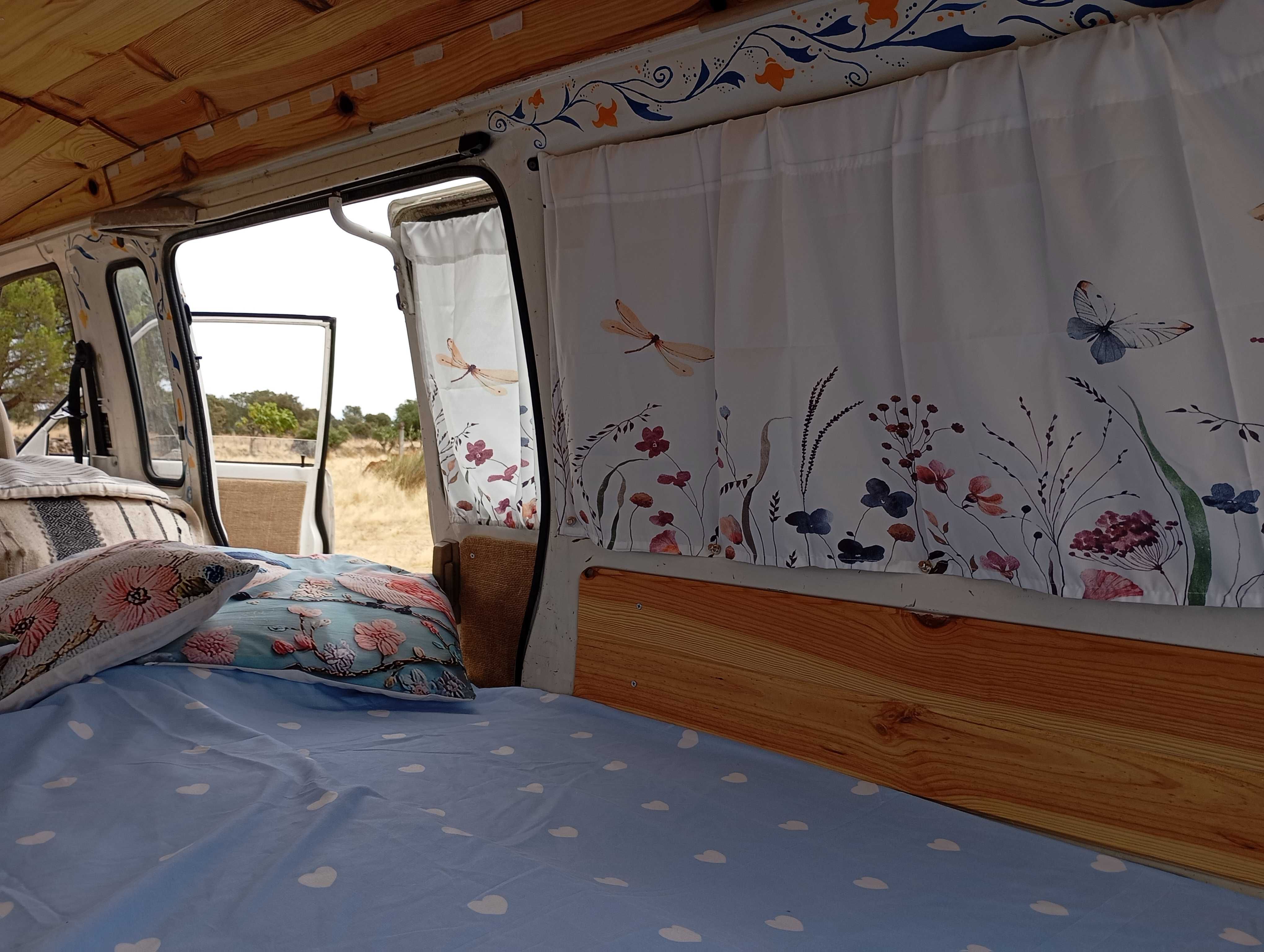 Troco ou vendo Family Camper van de cinco lugares