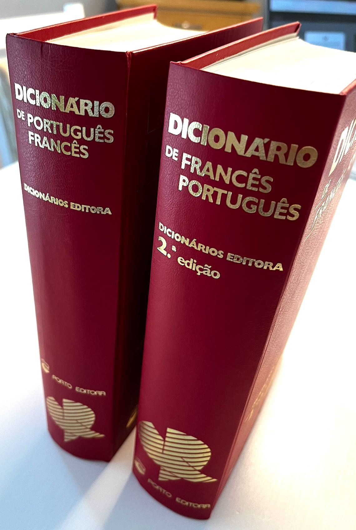 Dicionários Português/Francês e Francês/português — 20€