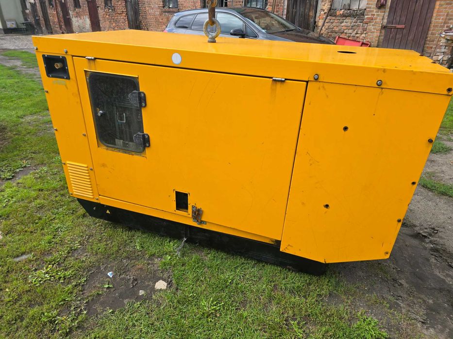 Sdmo Agregat prądotwórczy 400v Tm16 Transport