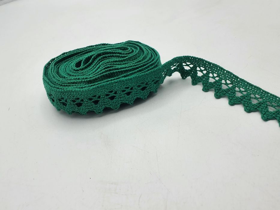 Koronka kupon 5 m.x 3 cm.
