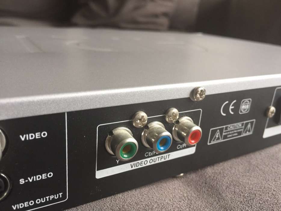Leitor de DVD Player modelo L103 E