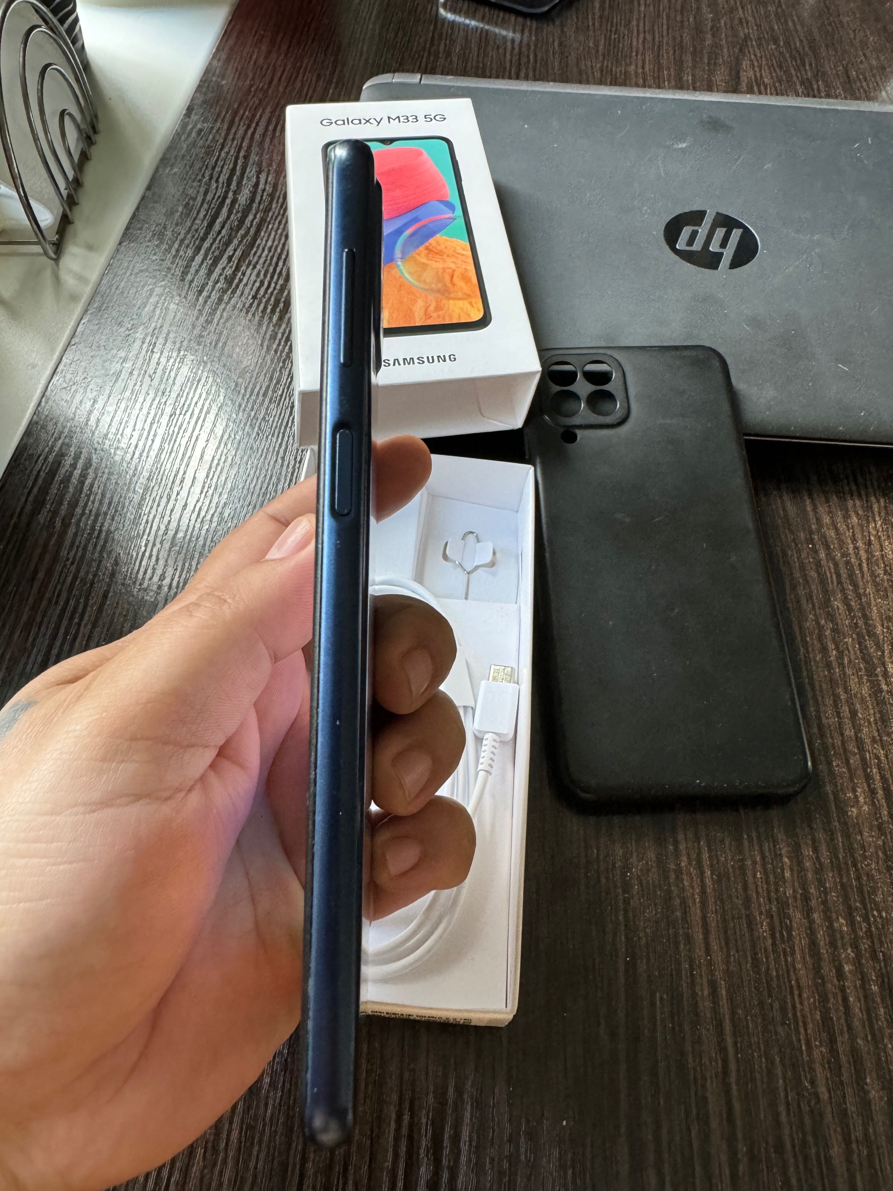 SAMSUNG Galaxy M33 5G