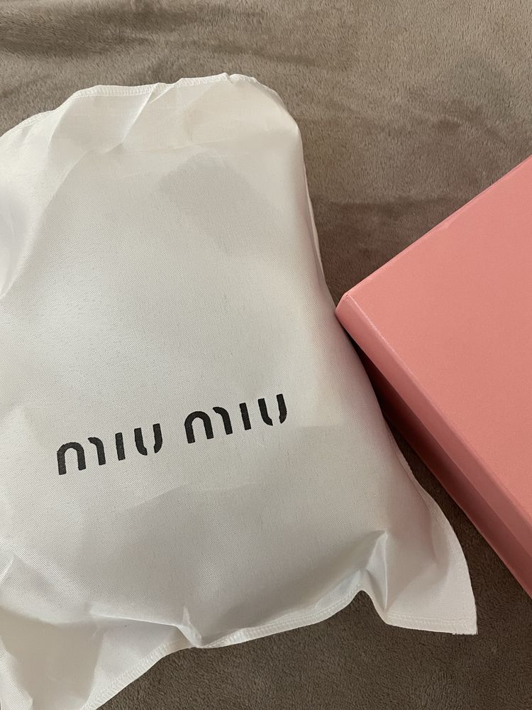 Mala miu miu black/gold
