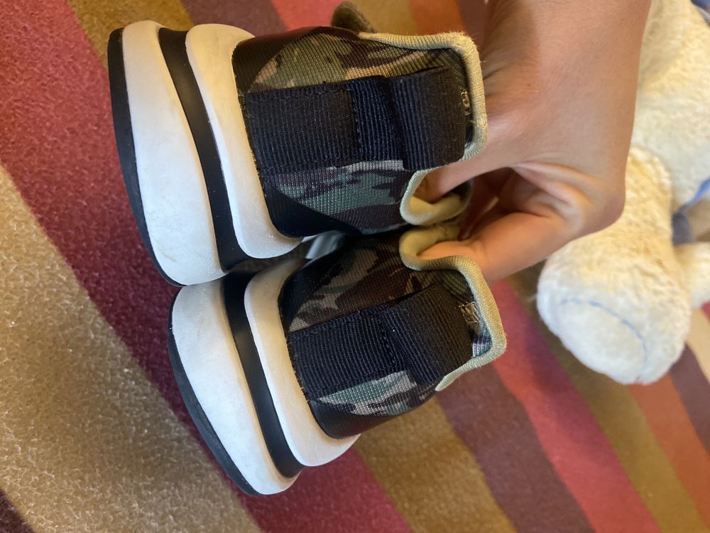 Дитячі кросівки adidas FortaRun 31 розмір