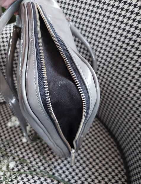 *** torebka Batycki lakierowana skóra ***