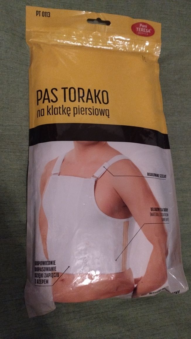 Pas Torako na klatkę piersiową