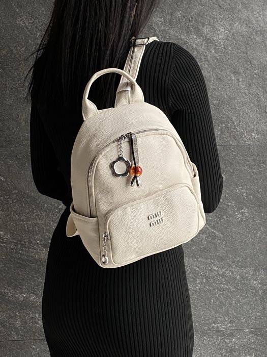 Рюкзак жіночий . Два кольори