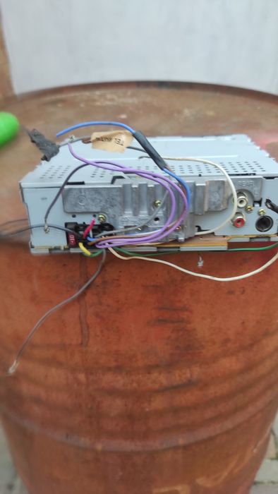 Продам DVD, відеомагнітофон, авто радіо.