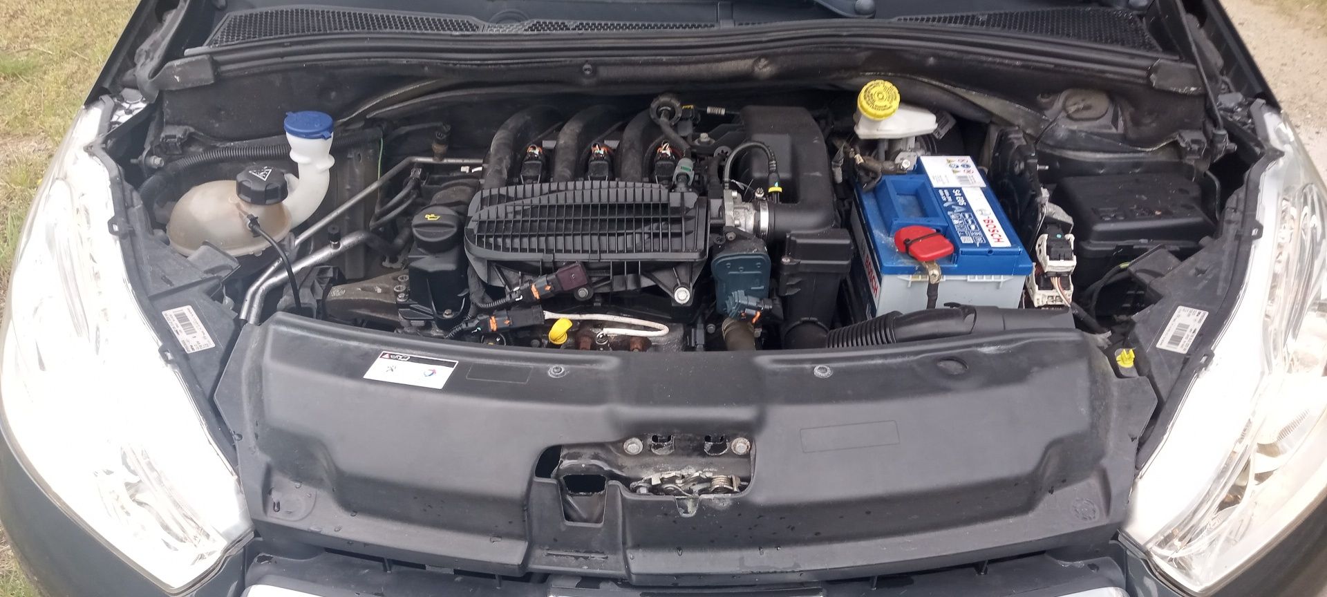 Peugeot 208 serwisowany w super stanie,bogate wyposażenie